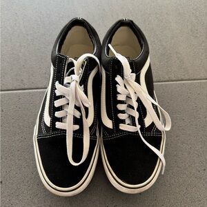 Vans Black and White Old Skool Stackform